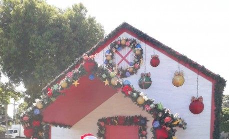 Papai Noel de Búzios mora na Rasa 