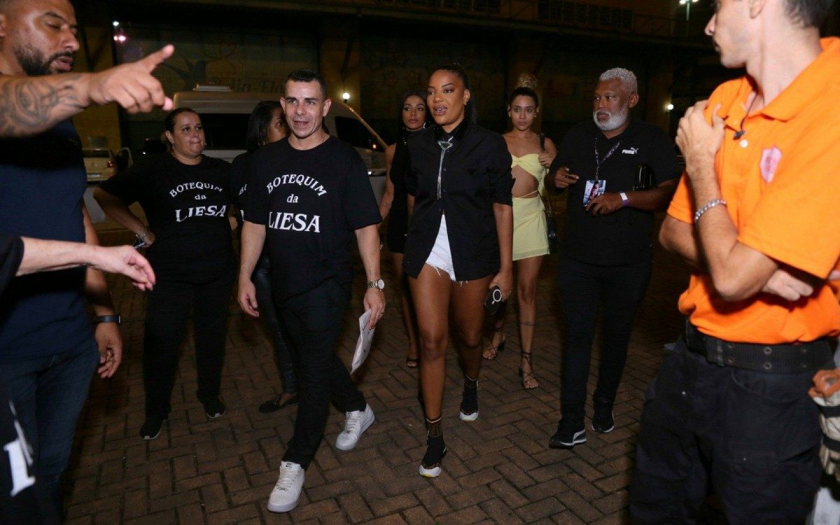 Ludmilla participa de evento da Liesa na Cidade do Samba