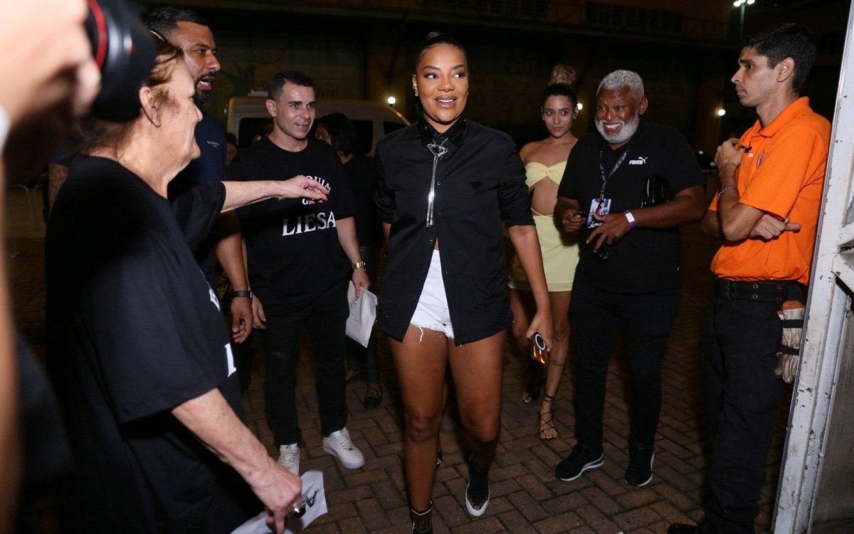 Ludmilla participa de evento da Liesa na Cidade do Samba