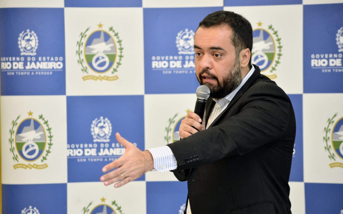 Governador Cl&aacute;udio Castro lan&ccedil;a o aplicativo Mais Trabalho RJ para promover empregabilidade no Estado do Rio 