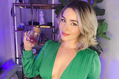 Ex-participante de reality fatura mais de R$ 250 mil ao vender pum engarrafado