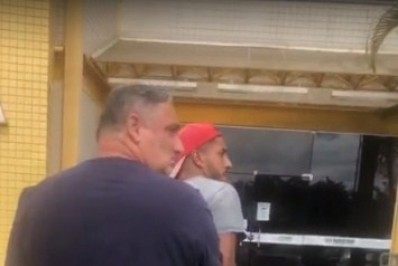 Polícia Civil de Rio das Ostras prende homem que matou amigo a facadas por conta de caixinha de som com volume alto