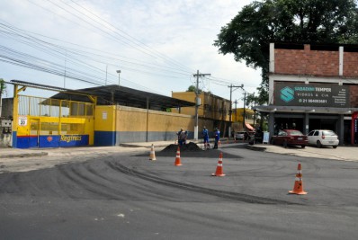 Magé em Obras: Prefeitura asfalta ruas da Ilha e da Piedade