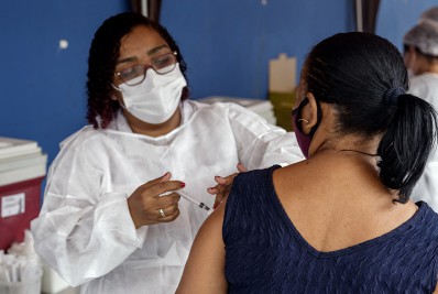 Prefeitura inicia aplicação da dose de reforço da Janssen em 9 pontos