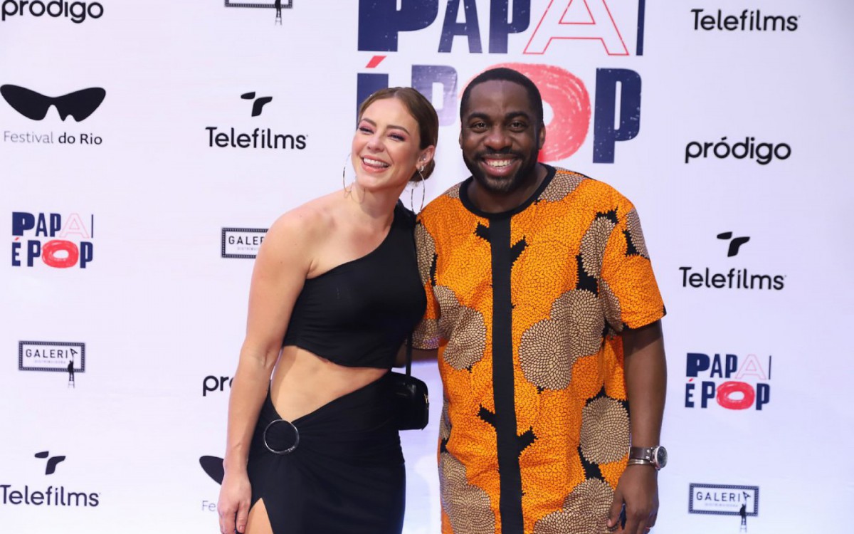 Paolla Oliveira e L&aacute;zaro Ramos na pr&eacute;-estreia do longa 'Papai &Eacute; Pop'
