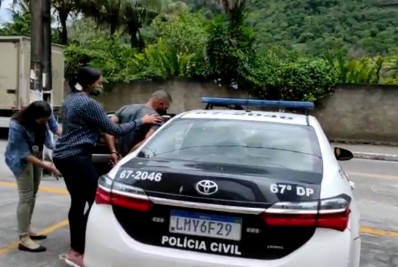 Homem é preso por descumprir medida protetiva contra ex-mulher, em Guapimirim