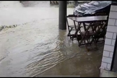 Caxias entra em estágio de atenção por causa da forte chuva
