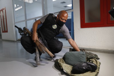 Operação Bergon: Polícia afirma que suspeito usaria as bombas caseiras em uma festa de final de ano