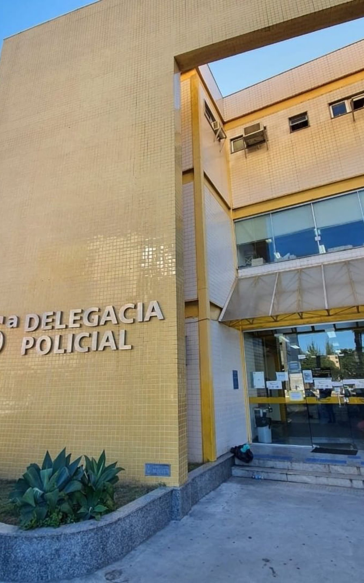 Os agentes foram acionados por populares durante a manhã, para verificar a ocorrência de violência doméstica na Avenida Joaquim Nogueira - Letycia Rocha (RC24h)