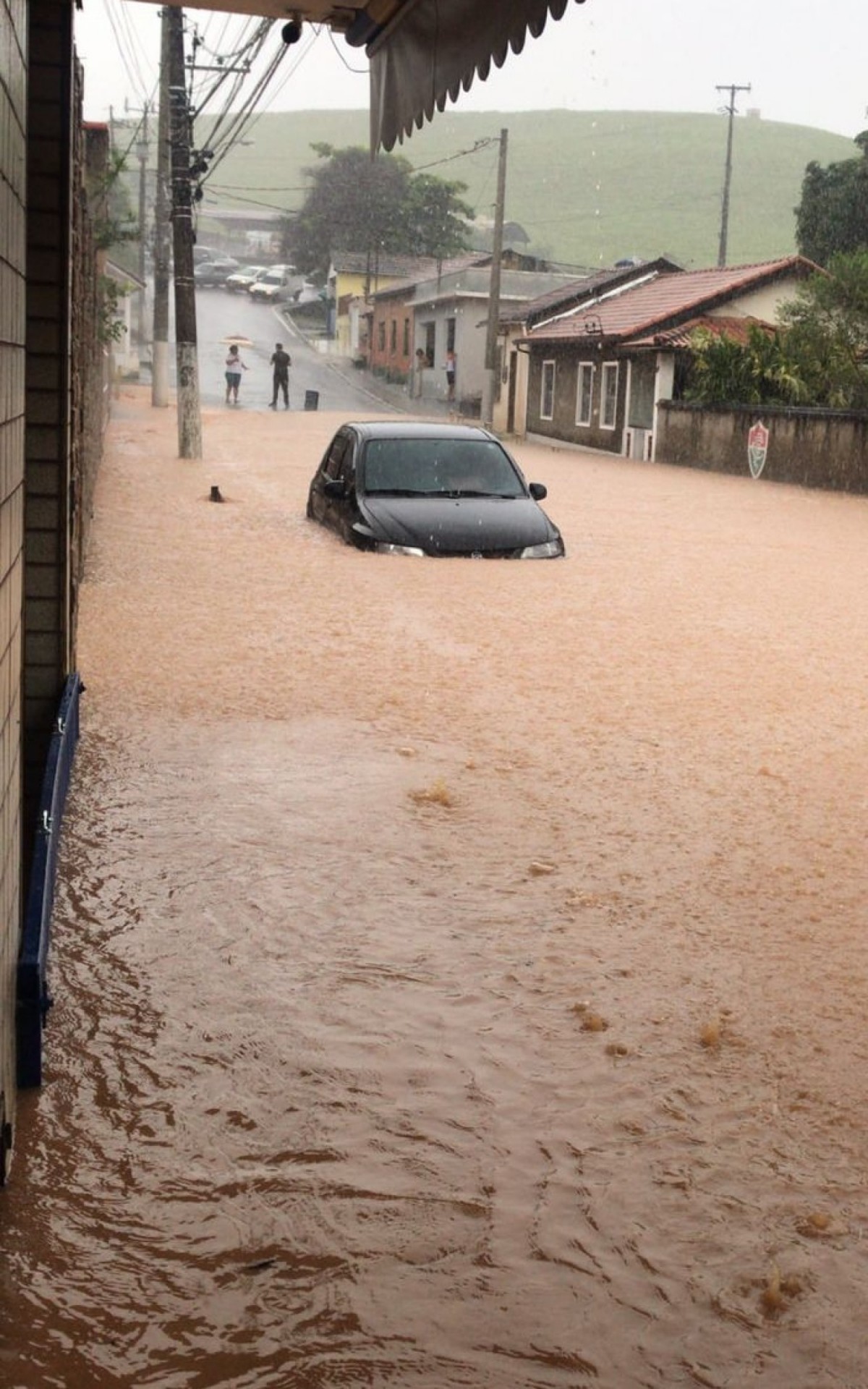 Tromba d'&aacute;gua no distrito Floriano em BM - Reprodu&ccedil;&atilde;o/ Redes Sociais