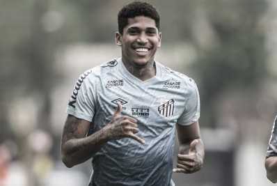Vasco negocia a contratação de Raniel, do Santos, por empréstimo