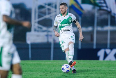 Em fim de contrato com o Botafogo, zagueiro acerta permanência no Juventude