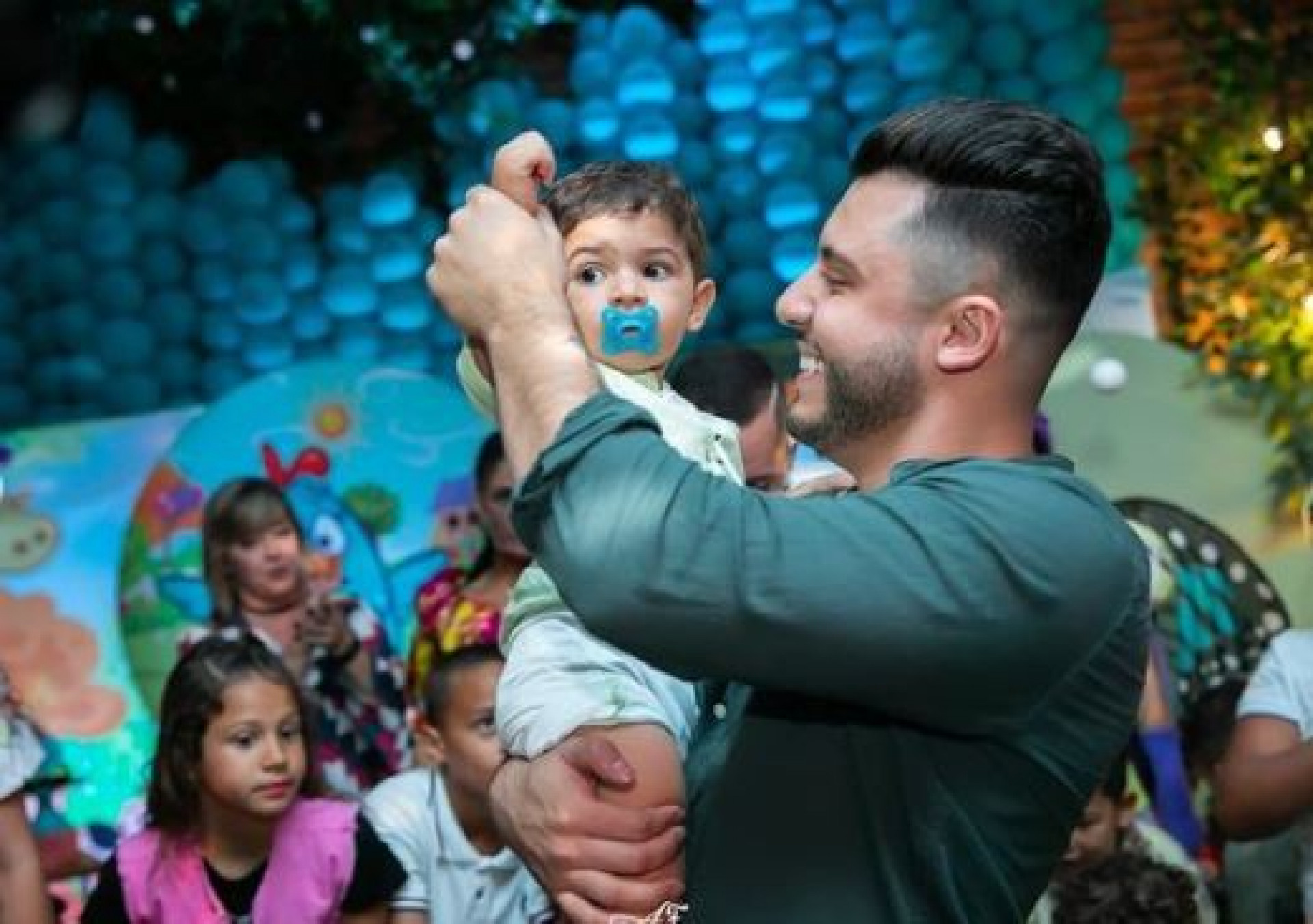 Filho de Marília Mendonça e Murilo Huff comemora dois anos de idade - Reprodução Aurélia AF Kid Fotos