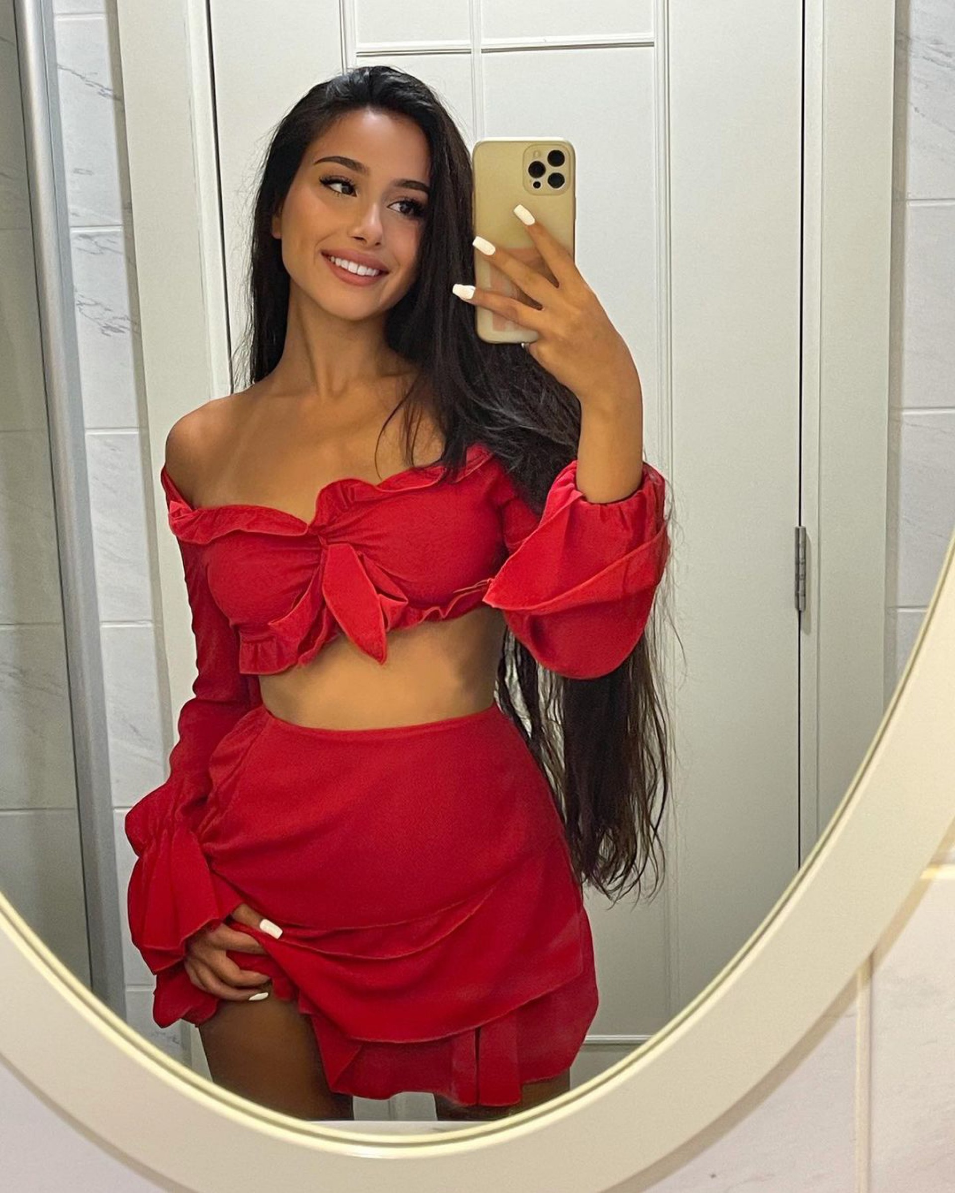 Modelo é desconvidada de festa de casamento por ficar 'muito bonita' - Reprodução Instagram