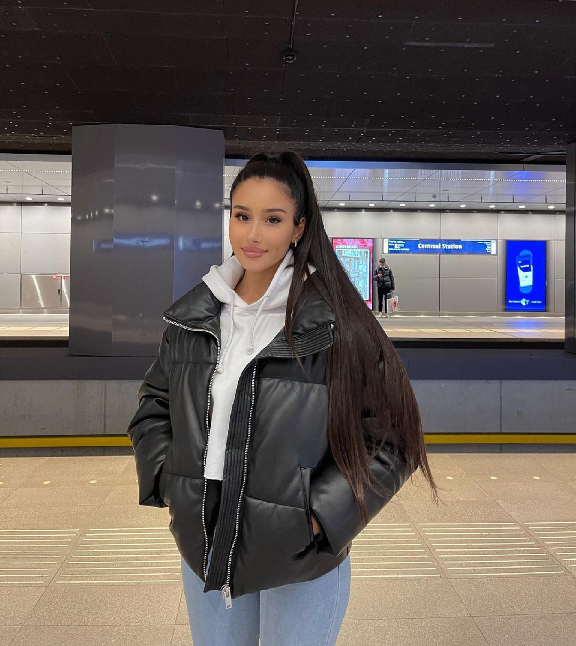 Modelo é desconvidada de festa de casamento por ficar 'muito bonita' - Reprodução Instagram