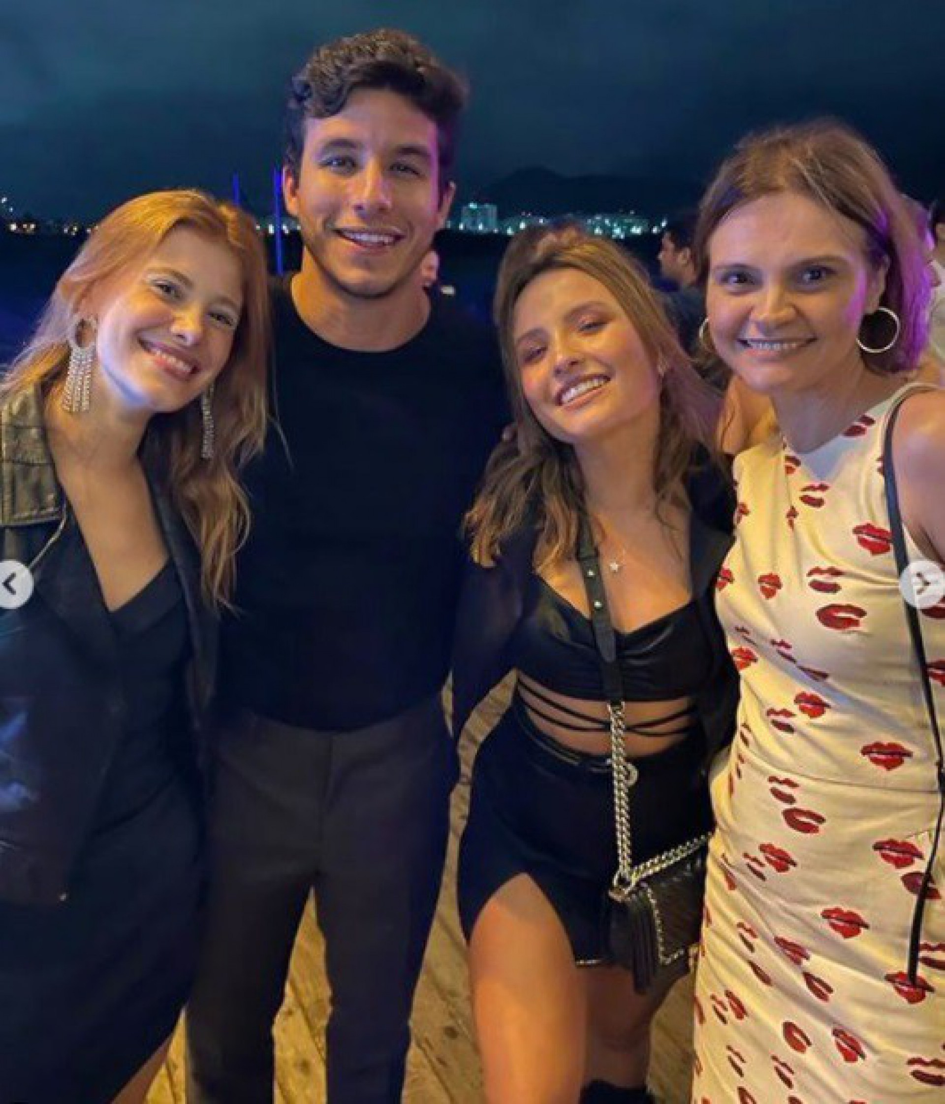 Larissa Manoela curte festa de fim de ano da Globo - reprodução do instagram