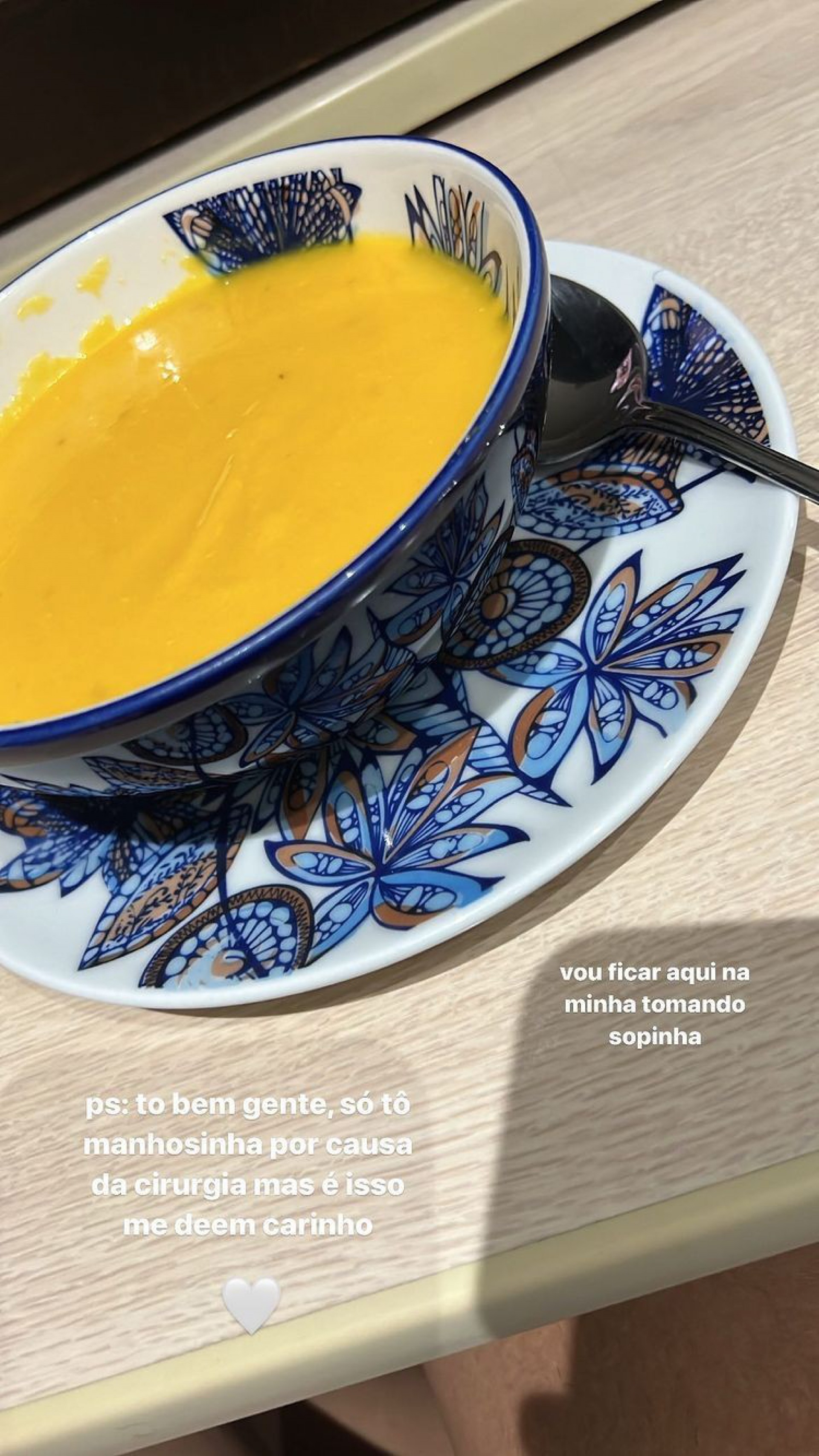 Pabllo Vittar compartilha foto após procedimento cirúrgico  - Reprodução/Instagram