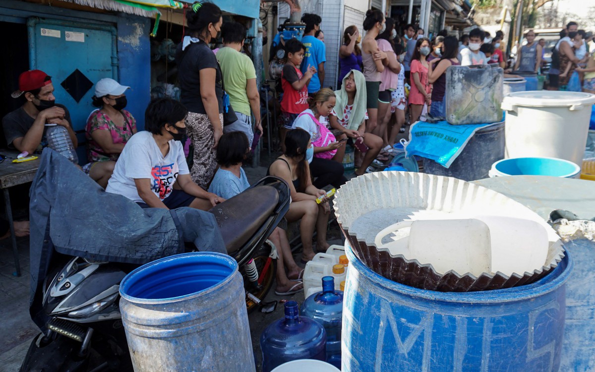 Passagem do tuf&atilde;o Rai deixa pelo menos 109 mortos nas Filipinas