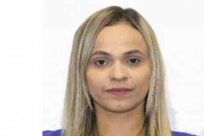 Policial civil que matou universitária se entrega à polícia, mas Justiça concede liberdade provisória