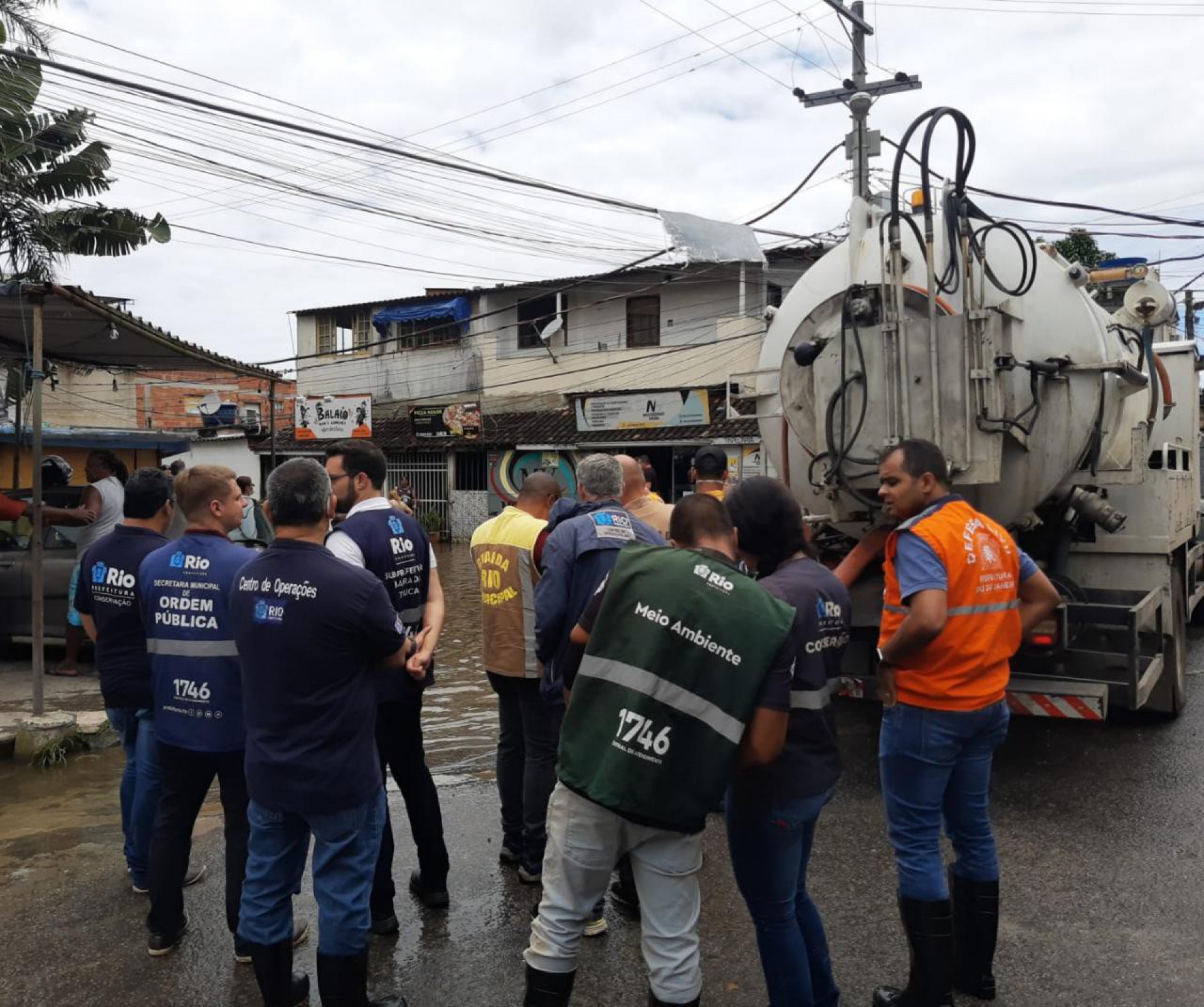 Força-tarefa atua em comunidades nos bairros de Vargem Pequena e Vargem Grande, na Zona Oeste do Rio - Divulgação/Centro de Operações Rio