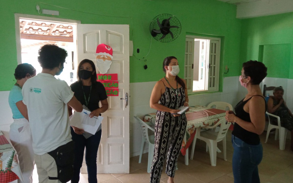 Vigil&acirc;ncia Sanit&aacute;ria realiza a&ccedil;&otilde;es de combate ao coronav&iacute;rus em casas de repouso em Saquarema