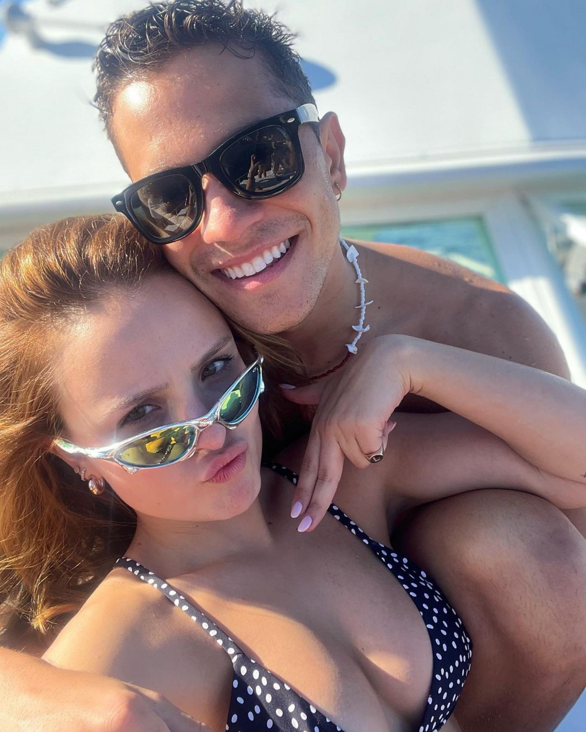 Larissa Manoela e André Lamoglia em passeio de barco no Rio de Janeiro - Reprodução/Instagram