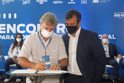 Alexandre Martins participa da abertura do Quarto Encontro para o Desenvolvimento Econômico Regional do Estado do Rio de Janeiro em Búzios