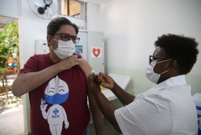 Covid-19: Passa para 4 meses o intervalo entre 2ª dose e a de reforço