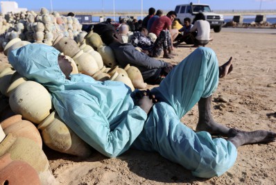 Ao menos 160 migrantes morreram em naufrágios na costa da Líbia em uma semana