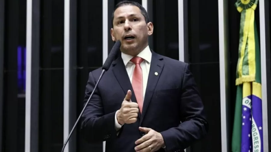 TSE autoriza Marcelo Ramos a se desfiliar do PL após entrada de Bolsonaro