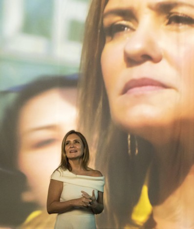 Adriana Esteves - JOAO COTTA