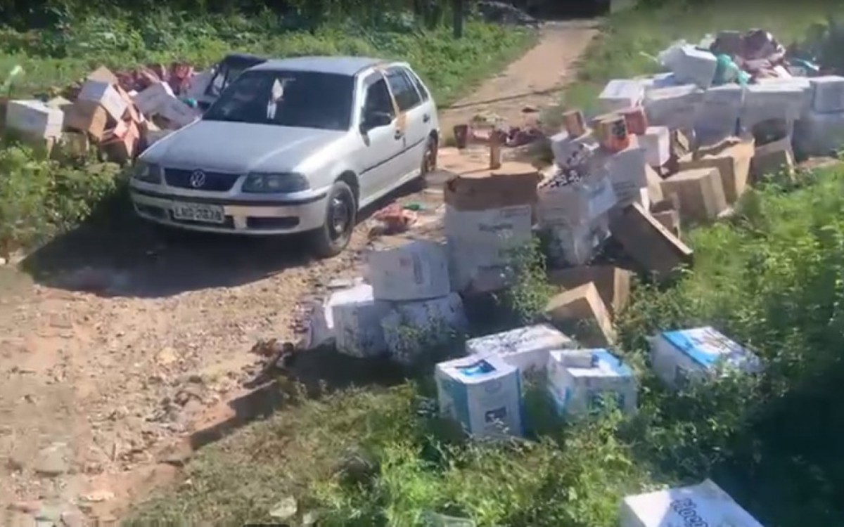 Policiais da DRFC recuperaram carga e ainda apreenderam farta quantidade de drogas  - Divulgação 