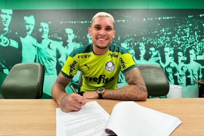 Palmeiras anuncia contratação de Rafael Navarro, ex-Botafogo