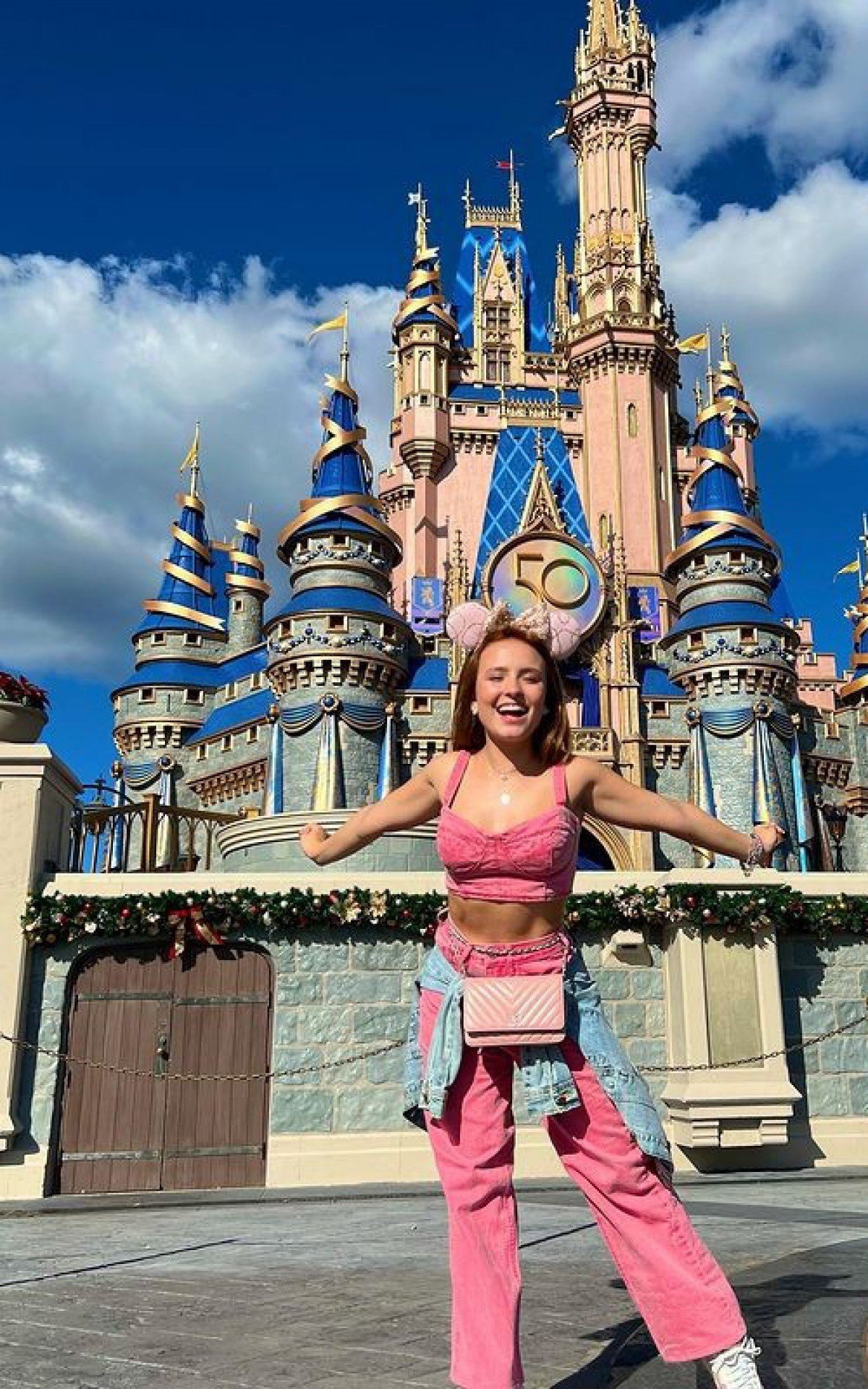 Lasrissa Manoela se diverte na Disney - Reprodução do instagram
