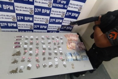 Após troca de tiros com a PM, jovem é preso em Resende