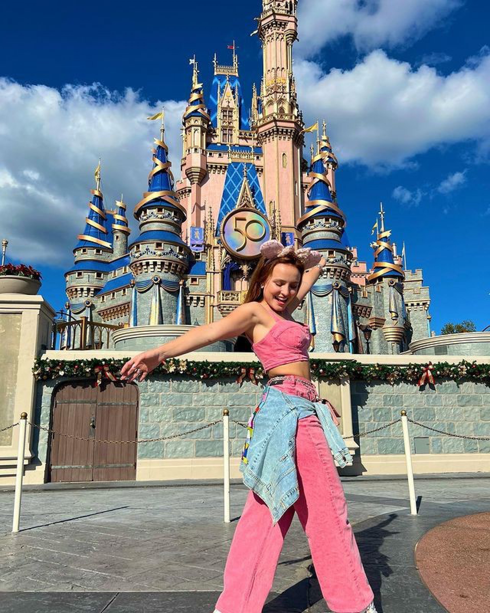 Lasrissa Manoela se diverte na Disney - Reprodução do instagram