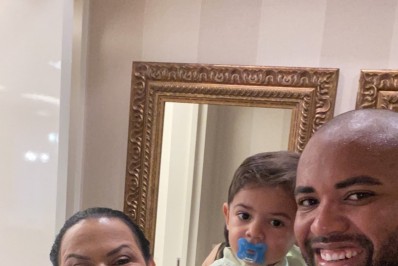 Mãe e filho de Marília Mendonça celebram o 1º Natal após a morte da cantora