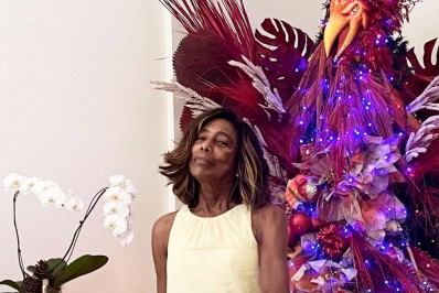 Gloria Maria mostra árvore de Natal diferentona e explica: 'Renascendo a cada dia'
