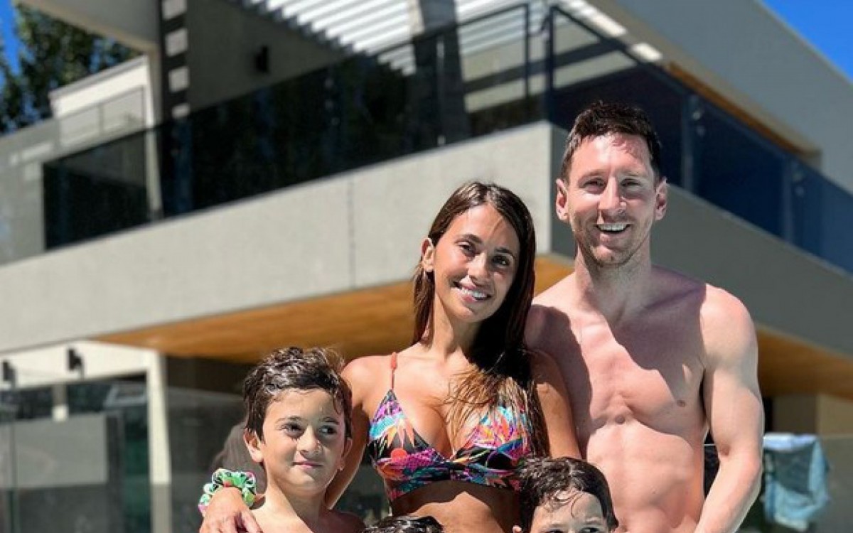 Lionel Messi, Antonela Roccuzzo e os filhos, Thiago, Mateo e Ciro