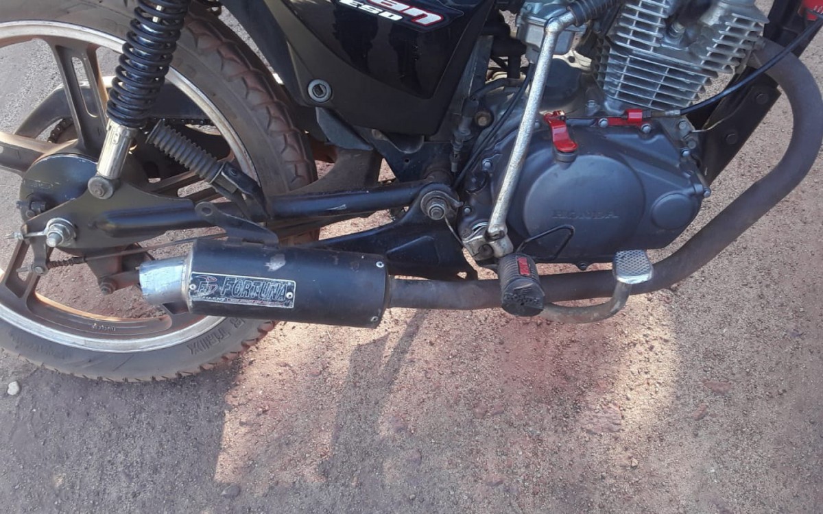 Opera&ccedil;&atilde;o no fim de semana apreendeu motocicletas irregulares em Carapebus, no RJ 