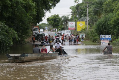Sobe para 20 o número de mortos em decorrência das fortes chuvas na Bahia