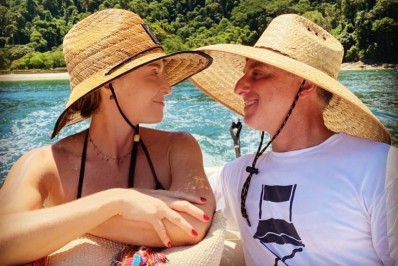 Só love! Angélica e Luciano Huck curtem viagem de fim de ano: 'Mood férias'