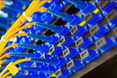 Jovens de Niterói já podem se inscrever para curso sobre Fibra Óptica