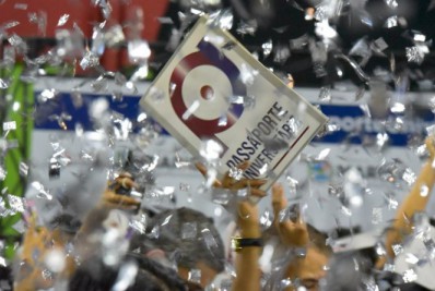 Prefeitura anuncia mil novas bolsas do Programa Passaporte Universitário