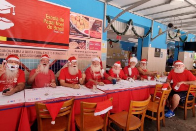 Macarronada com papais noéis na Tijuca encerra Natal no Rio