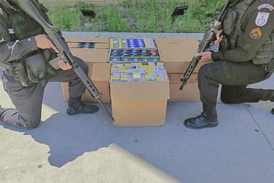 PM recupera carga de cigarros roubados em Cabo Frio