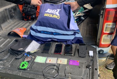 Policiais militares prendem dupla por roubo em Jacarepaguá