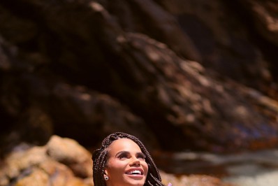 Musa da Beija-Flor de Nilópolis, Sávia David conta seus segredos para ter um ano cheio de boas energias 