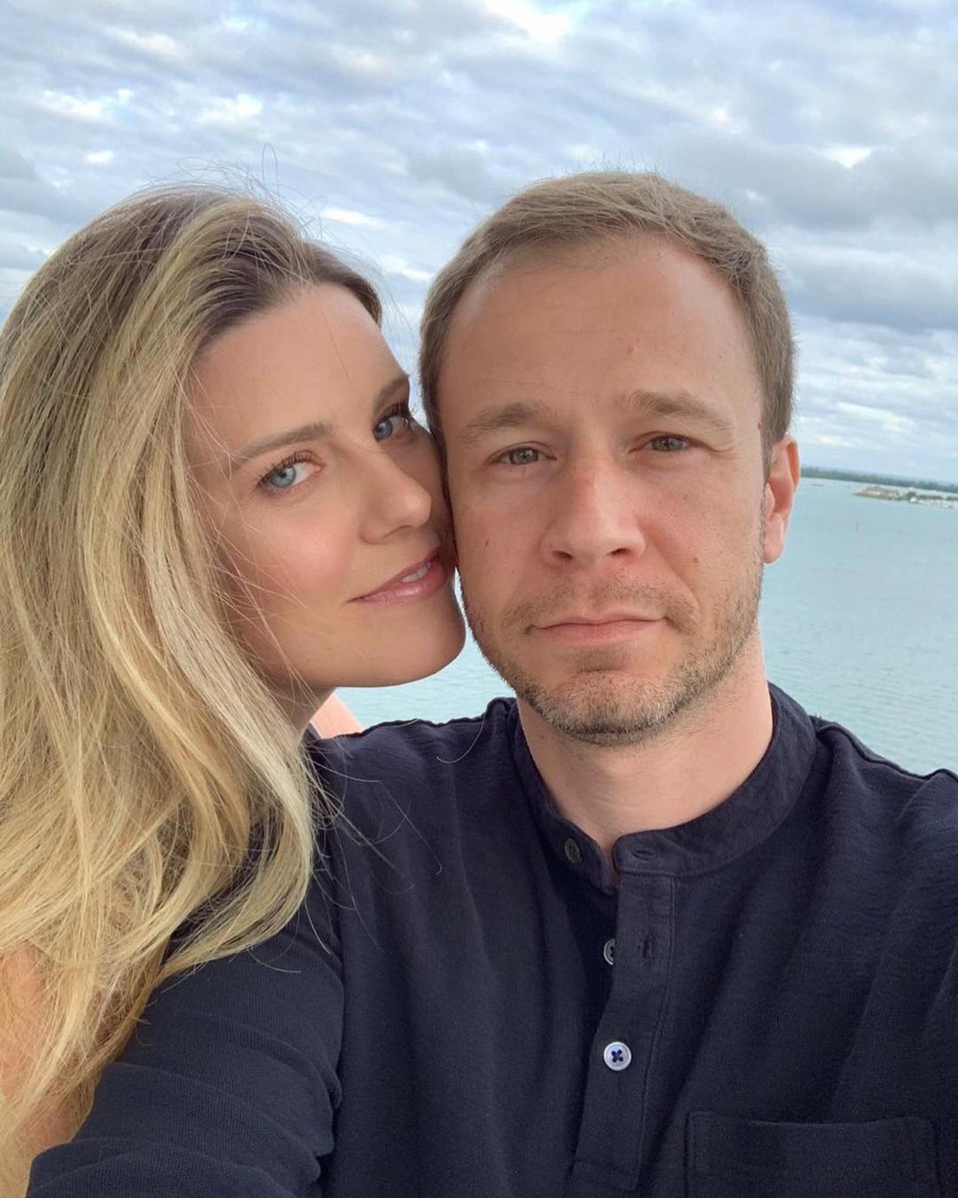 Daiana Garbin prestou apoio ao marido, Tiago Leifert  - Reprodução