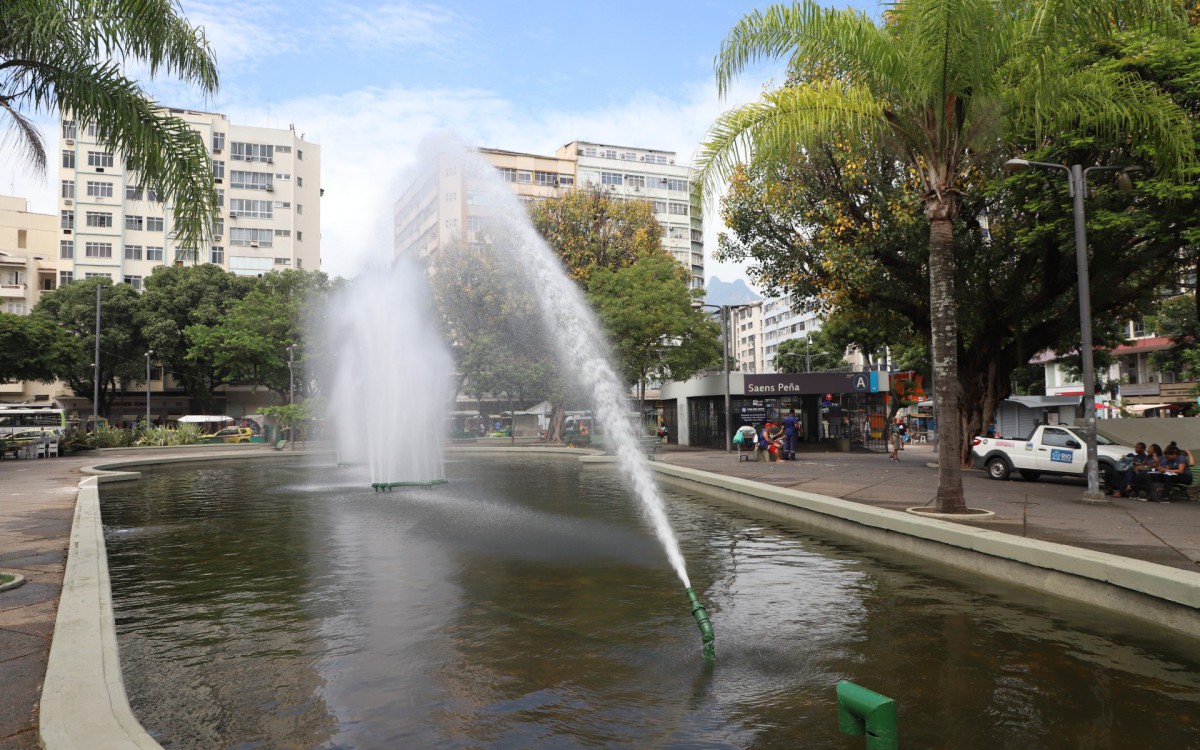 Chafariz foi religado nesta quarta-feira após quatro anos  - ALEXANDRE MACIEIRA
